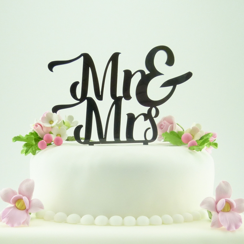 Cake-Topper "Mr&Mrs" 